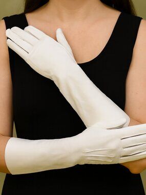 Vintage Kislav Gloves Suede Ivory Size 6 11" NWT Made in France